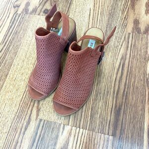 Steve Madden Sandals